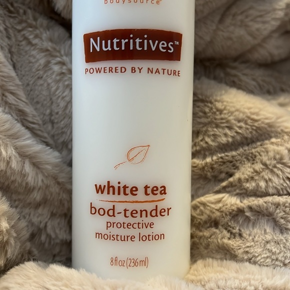 Bodysource Nutritives White Tea Bod-tender Moisture Lotion 8 Oz - Picture 2 of 3